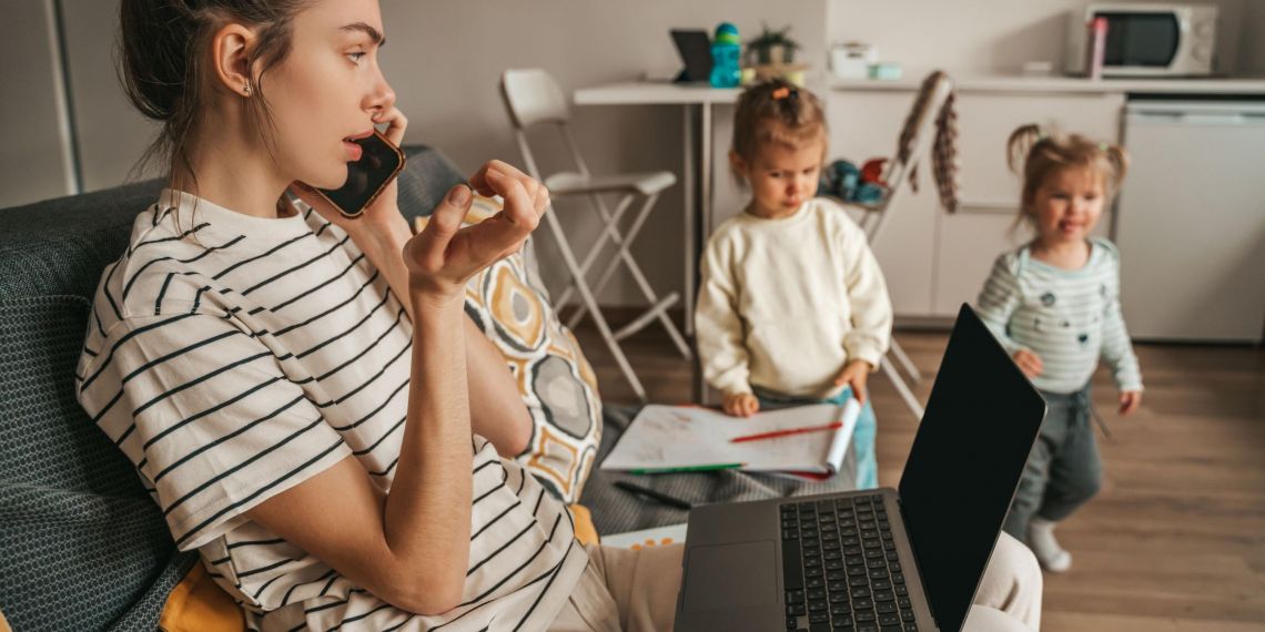 Le PLFSS 2025 prévoit une réforme du Complément de libre choix du mode de garde (CMG) pour les familles monoparentales