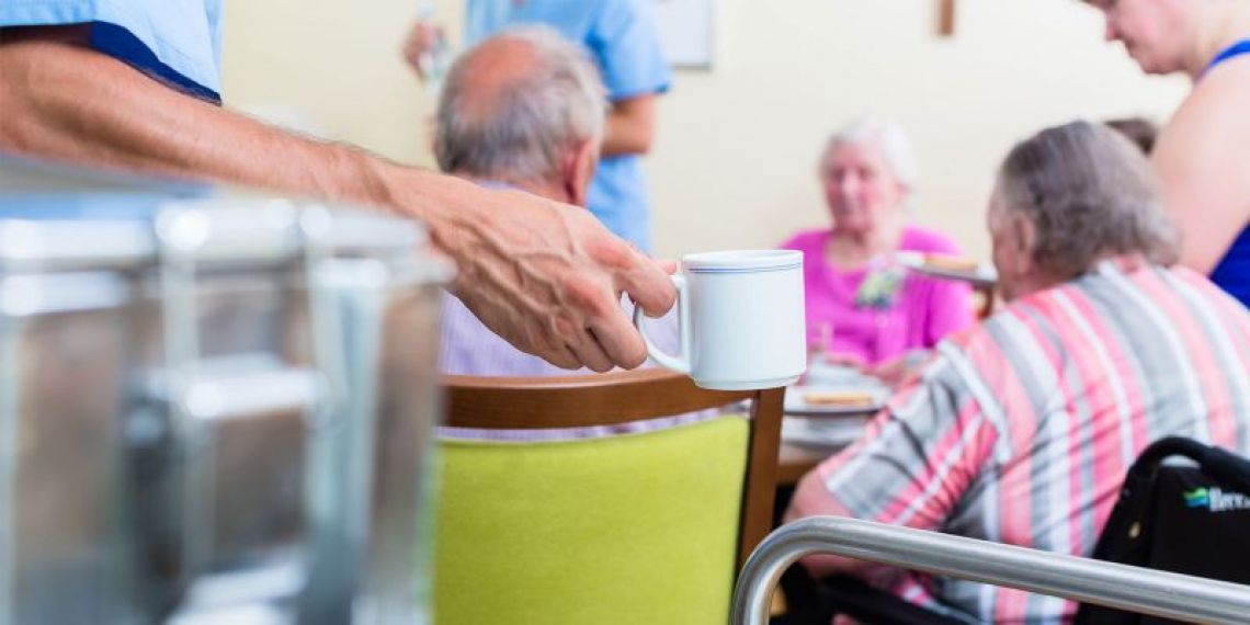 Les EHPAD privés tirent la sonnette d’alarme et demandent un plan de recrutement d’urgence pour passer l’été