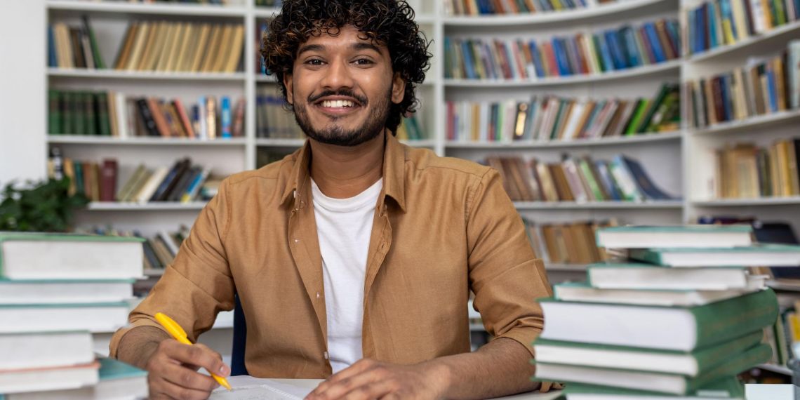 Vers une assurance-chômage pour les artistes-auteurs ? Une proposition de réforme structurelle déposée au Sénat