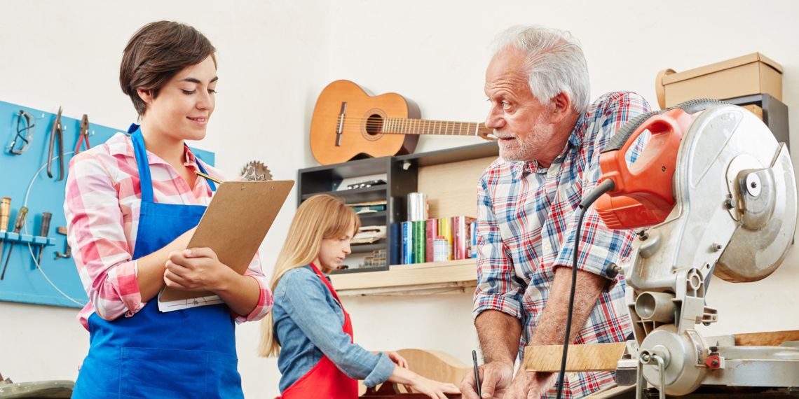 Cumul emploi retraite : fonctionnement, conditions, plafonds, nouveaux droits à retraite