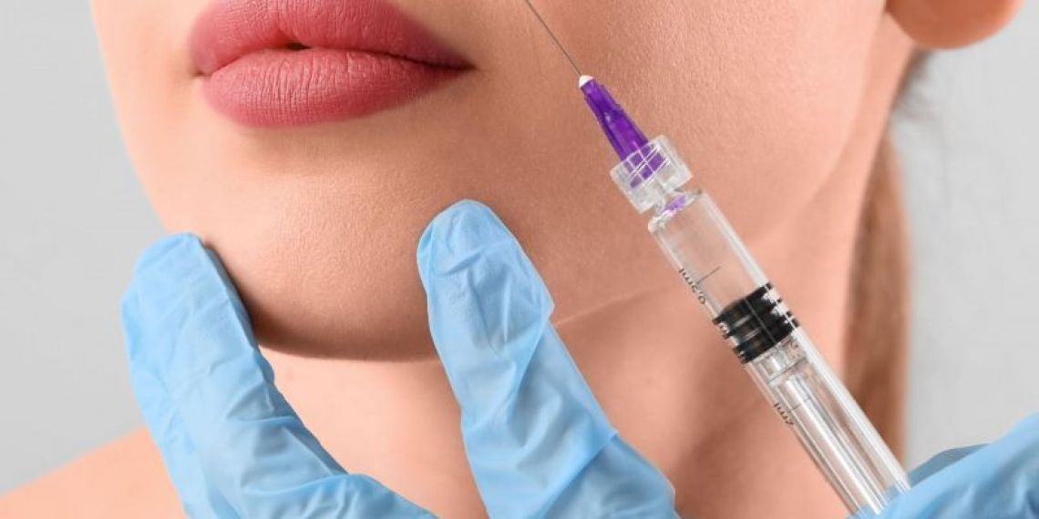 Acide hyaluronique : une ordonnance de votre médecin bientôt obligatoire pour vous en procurer ?