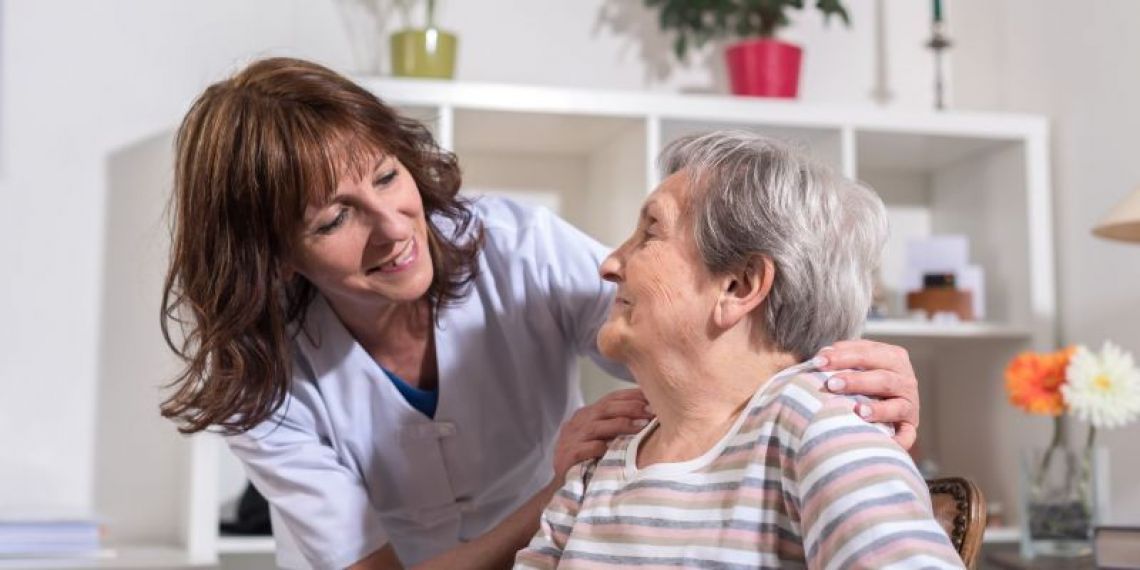 Perte d’autonomie : la Mutualité Française propose de généraliser la couverture dépendance