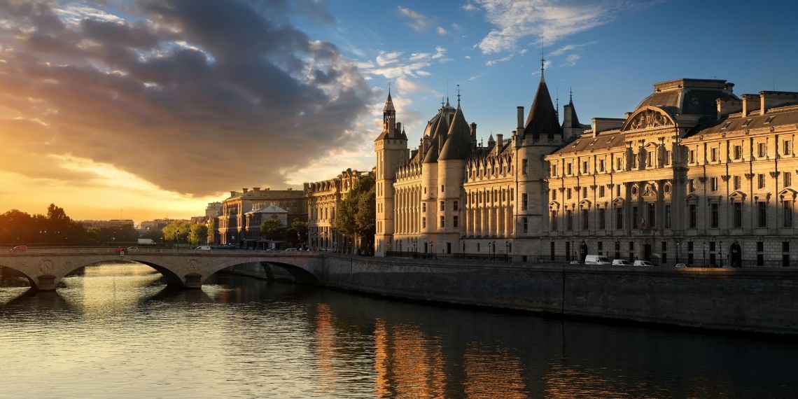 AT-MP : l’employeur qui conteste la présomption d’imputabilité au travail doit apporter la preuve