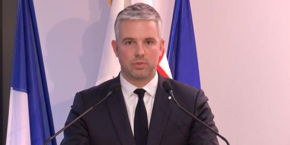 Déconjugalisation de l’AAH, petite enfance, hausse des salaires des agents CAF : les annonces du ministre des Solidarités