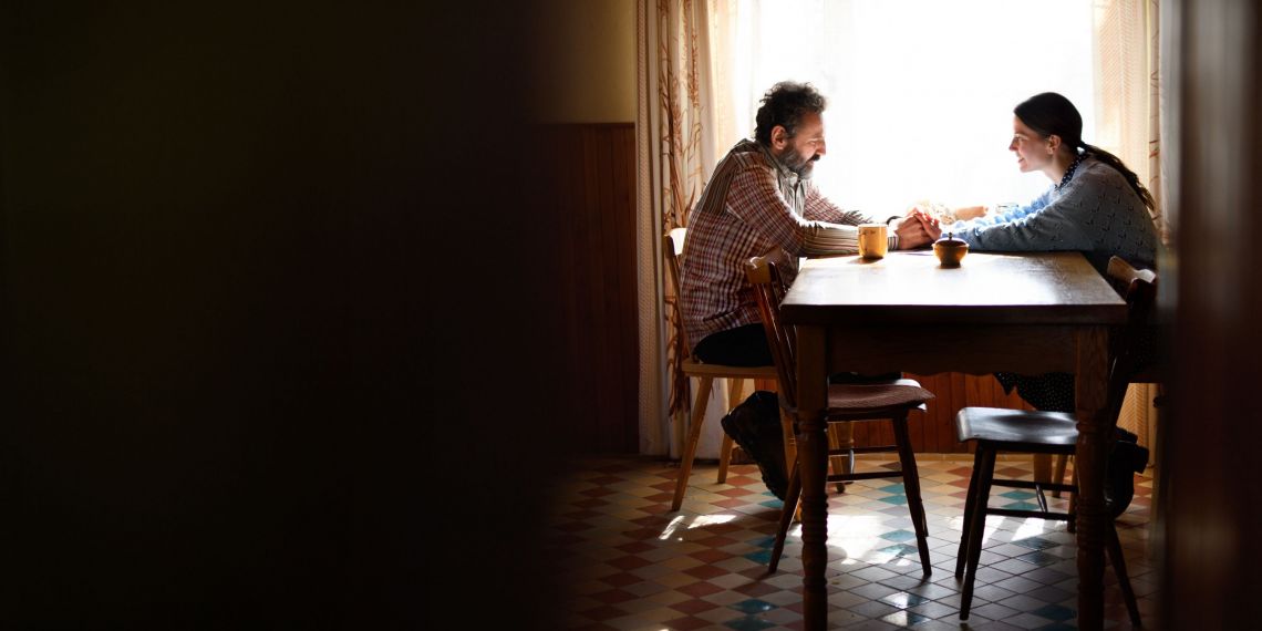 Chômage, précarité : la pauvreté atteint un niveau record en France, les réformes sociales en question