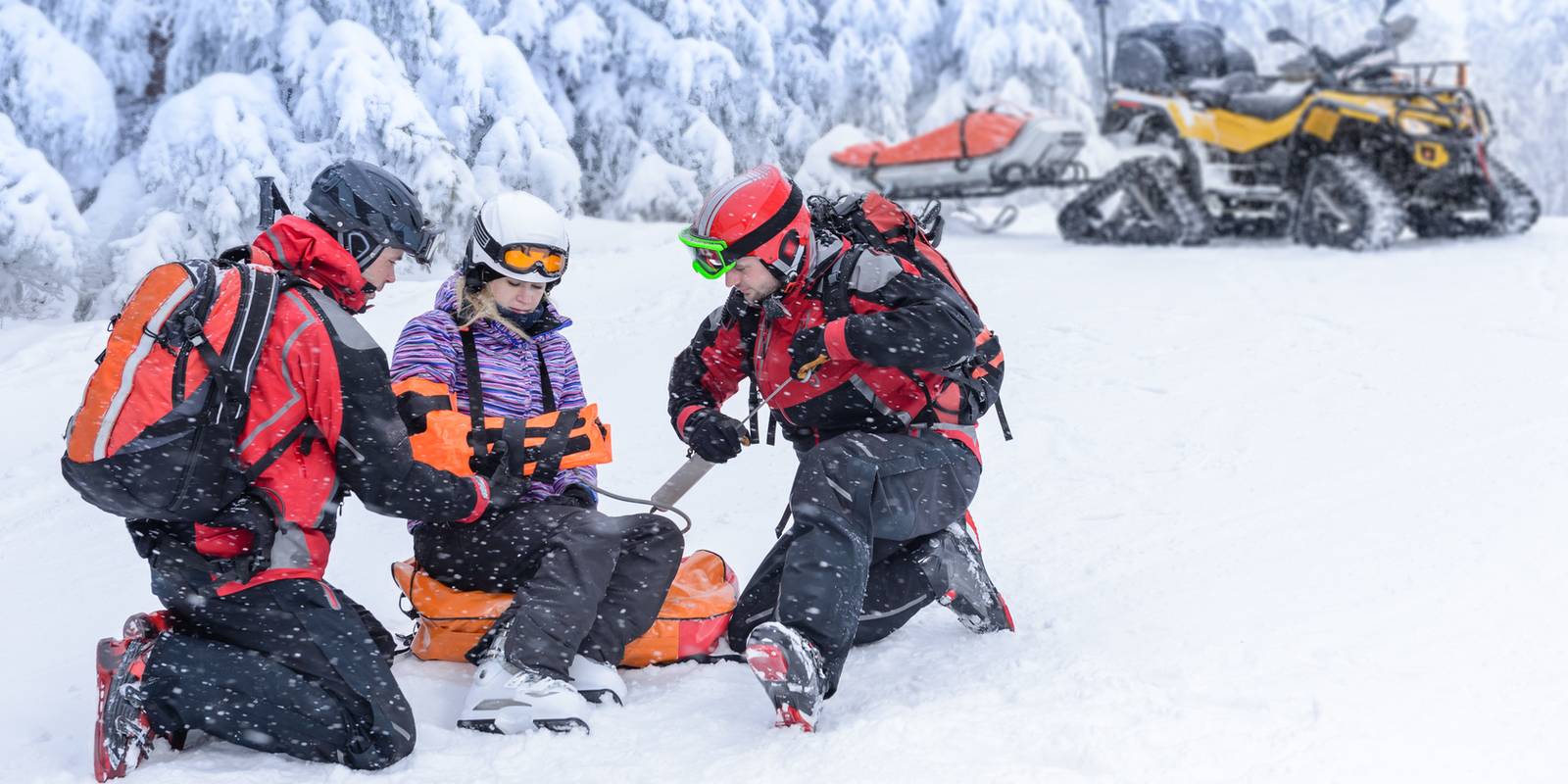 Séjour au ski : faut-il souscrire une assurance spécifique ?